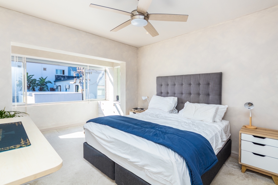 2 Bedroom Property for Sale in Green Point Western Cape